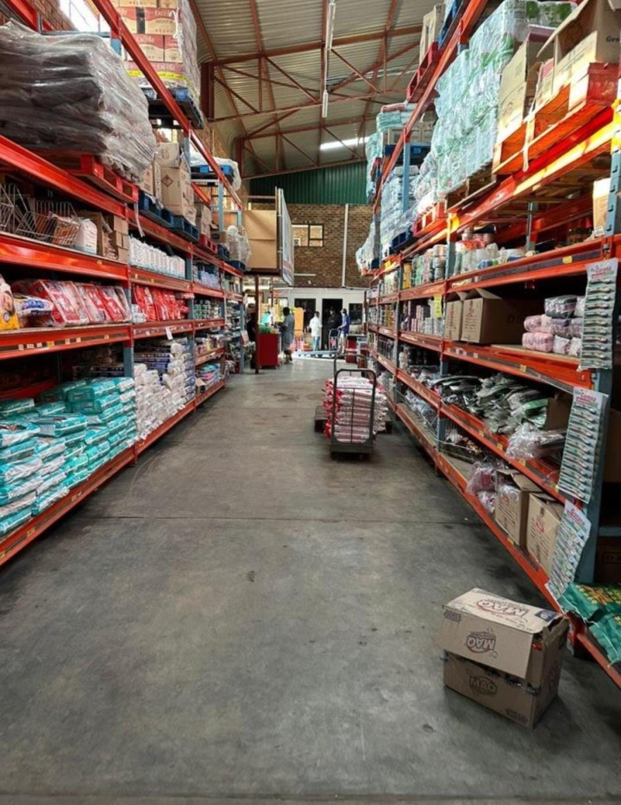 Commercial Property for Sale in Mafikeng Industrial North West